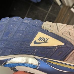 Nike air max